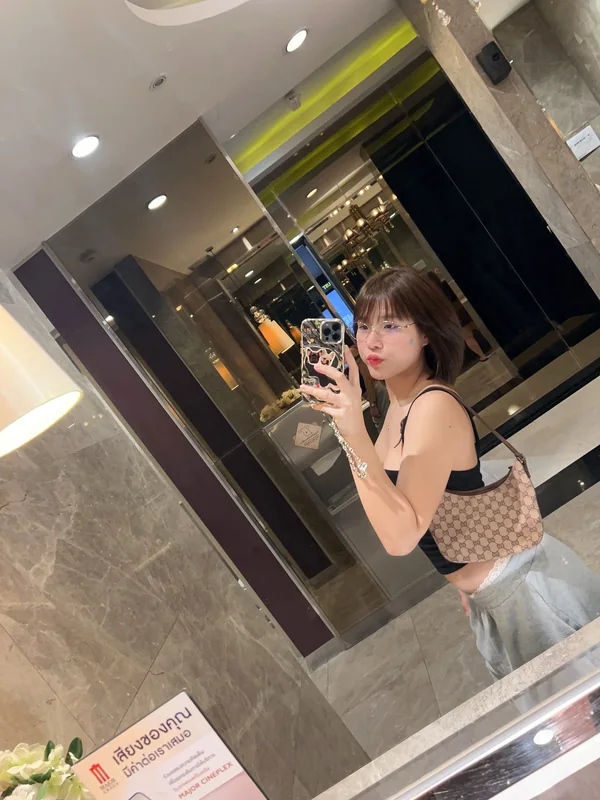 pploymuayy